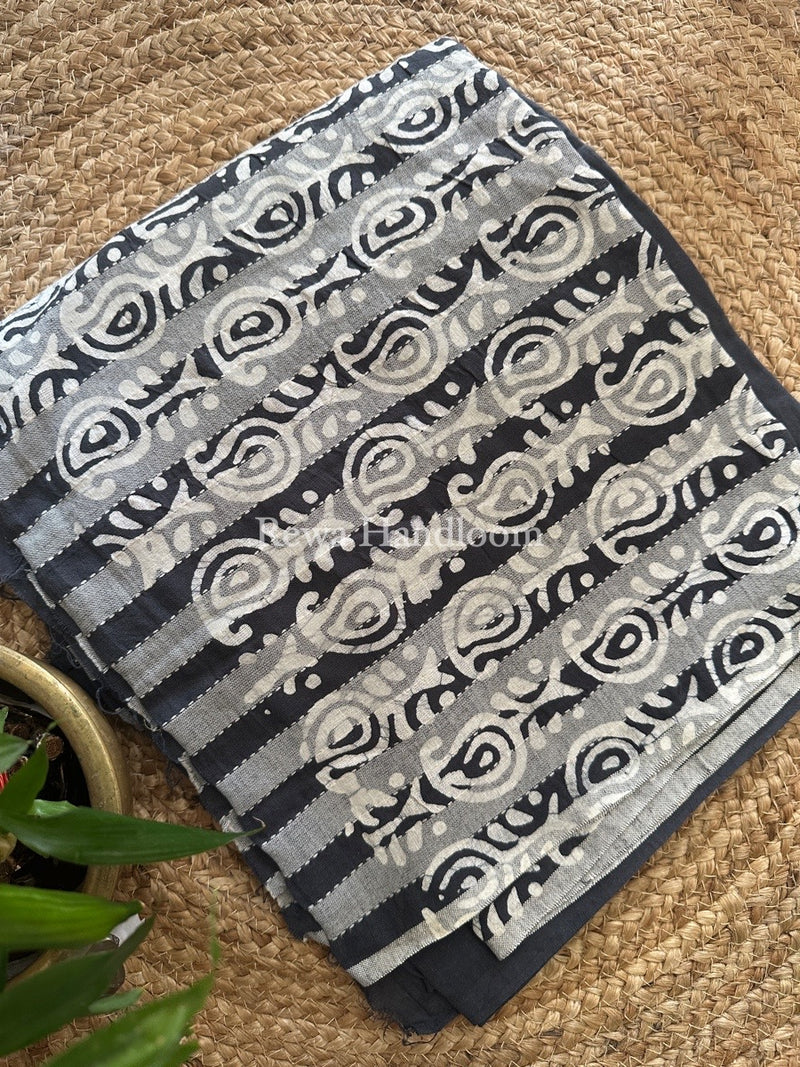 Grey-White Batik Print Cotton Suit BS036