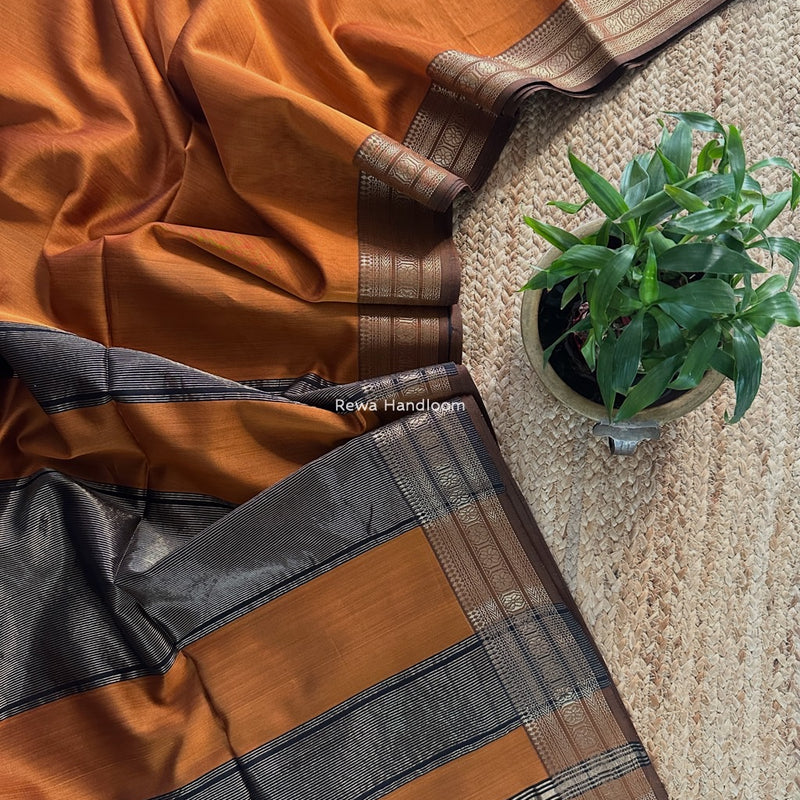 Maheshwari Zari Border Plain Saree