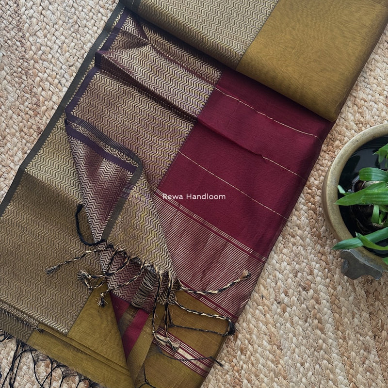 Maheshwari Zari Border Plain Saree 