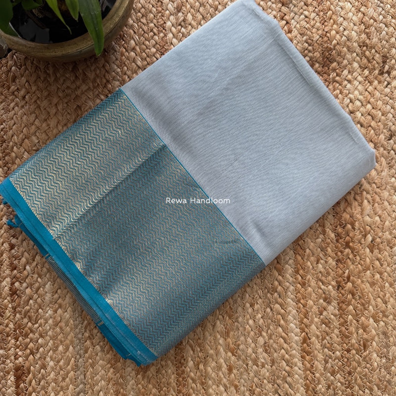 Maheshwari Grey Zari Border Plain Saree ZS0111