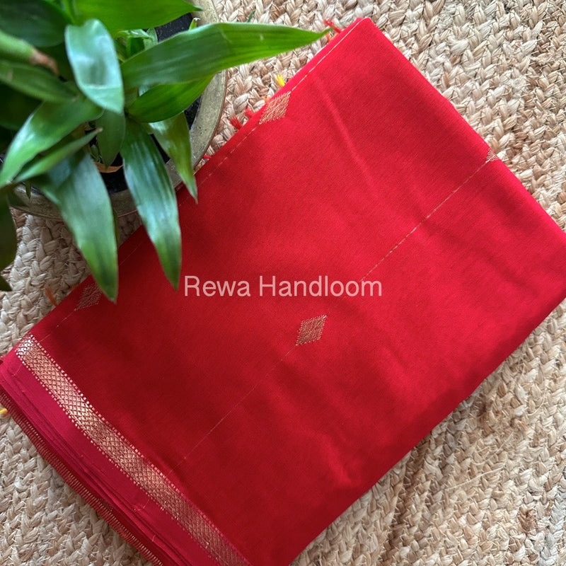 Red Zari Butti Maheshwari Saree SBS039