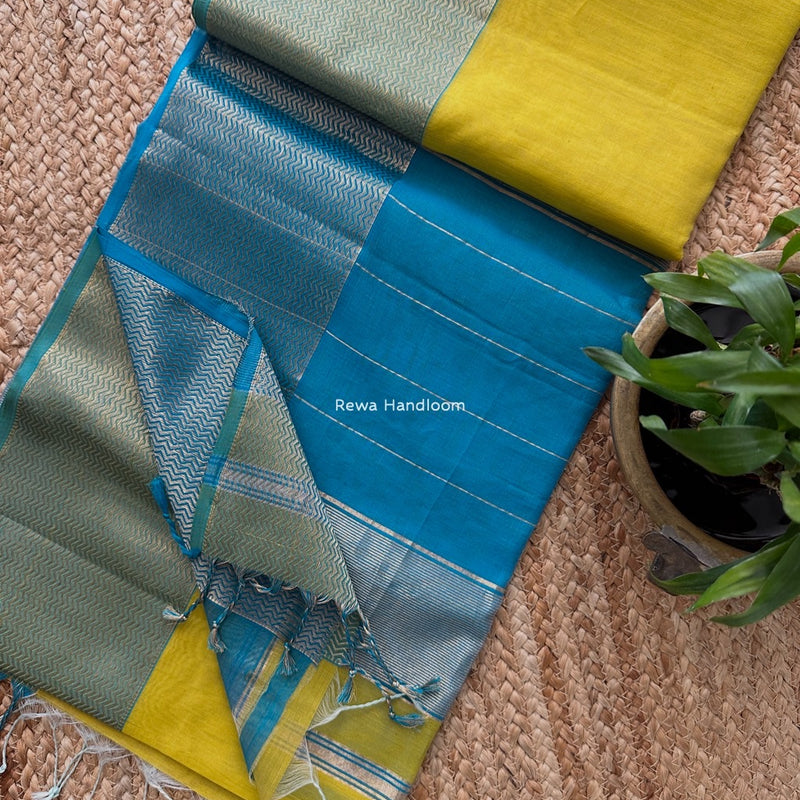 Maheshwari Zari Border Plain Saree 