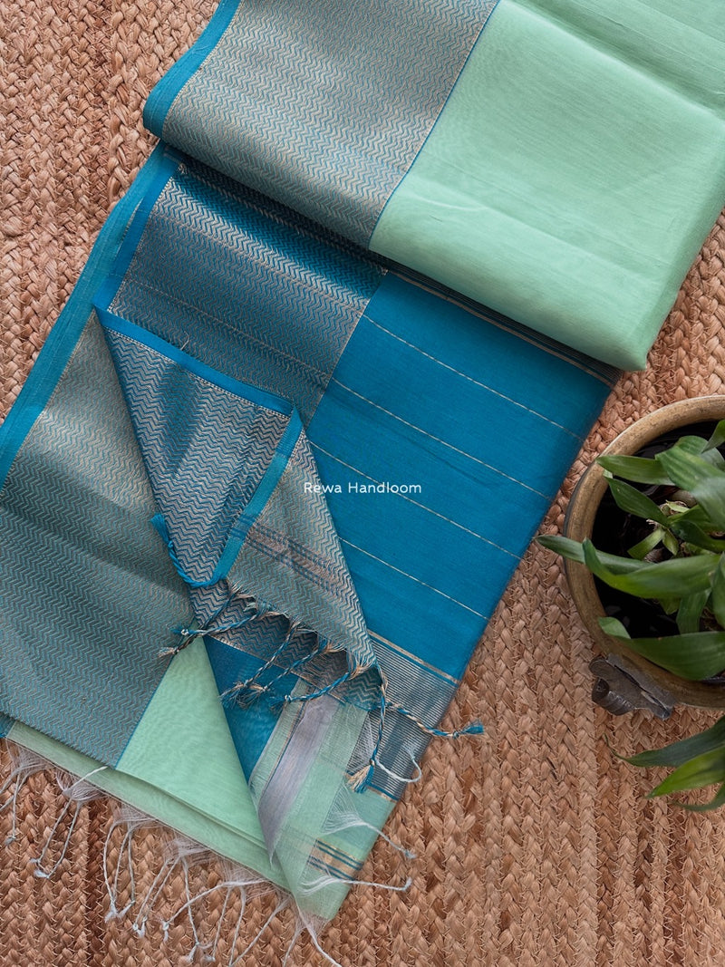 Maheshwari Zari Border Plain Saree