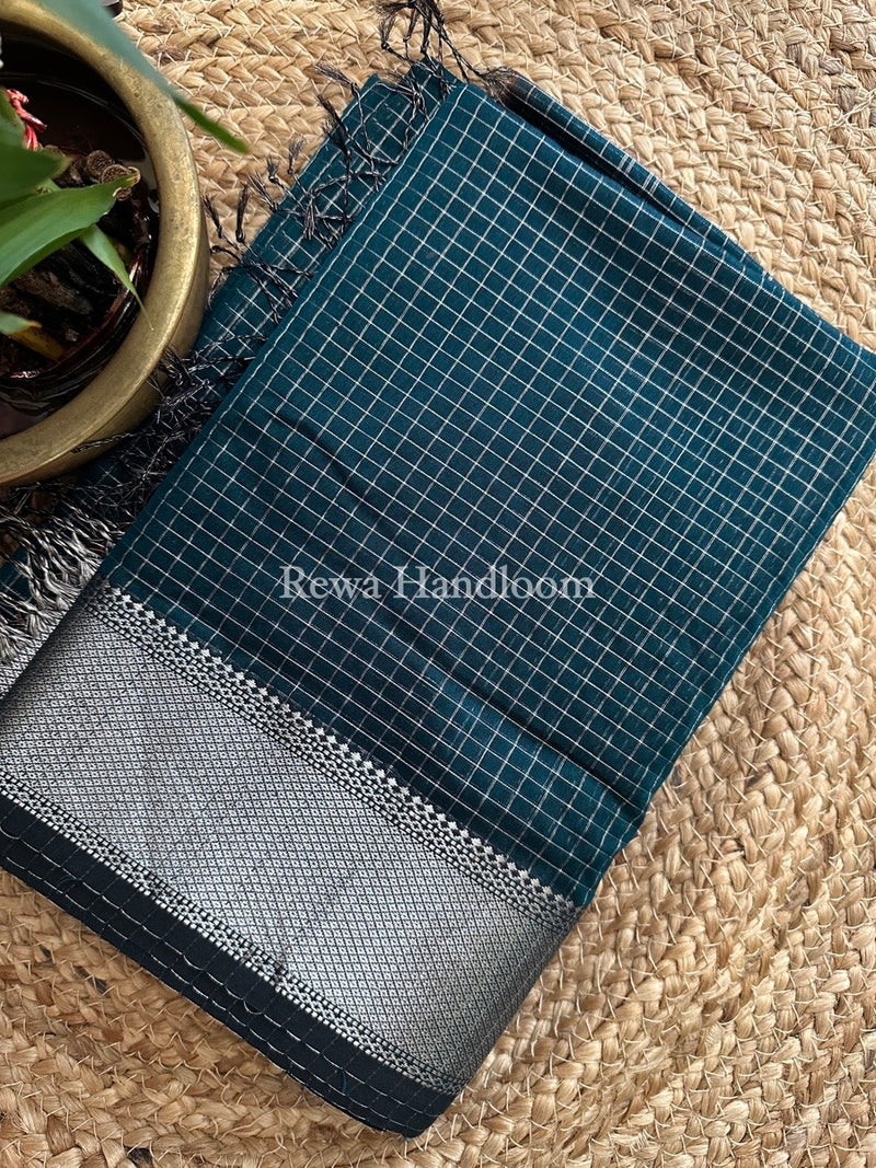 Maheshwari Rama Green Silver Zari Checks Silk Saree SZ048
