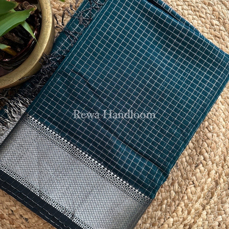 Maheshwari Rama Green Silver Zari Checks Silk Saree SZ048