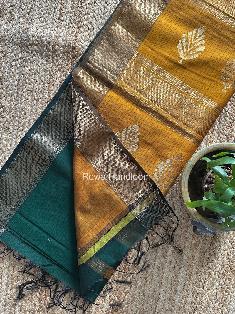 Bottle Green Butta Pallu Zari Border Saree Maheshwari Saree BTPS082