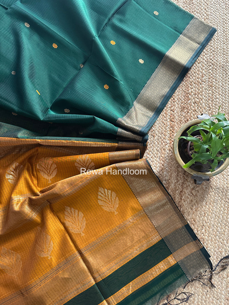 Bottle Green Butta Pallu Zari Border Saree Maheshwari Saree BTPS082