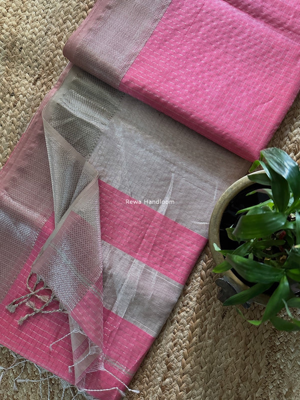 Maheshwari Pink Silver Zari Checks Silk Saree SZ078