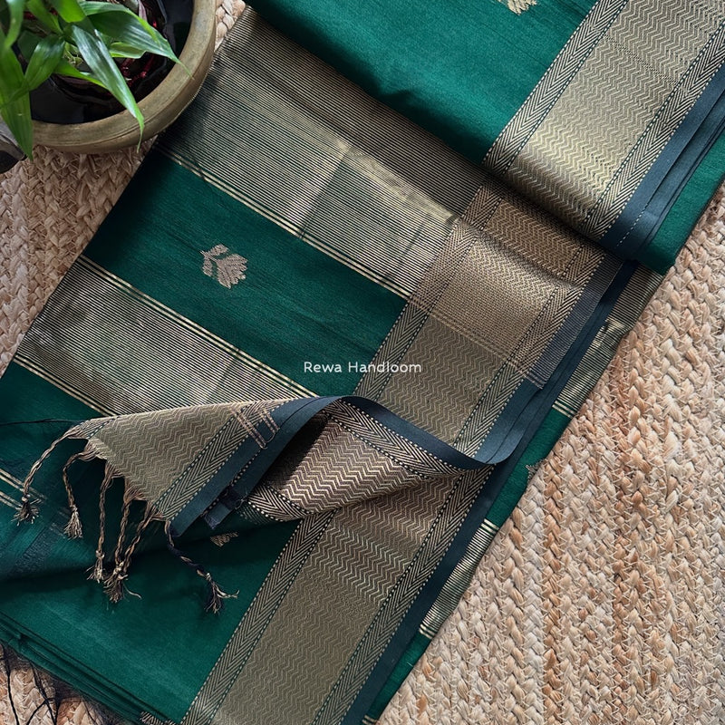 Maheshwari Lotus Butta Saree