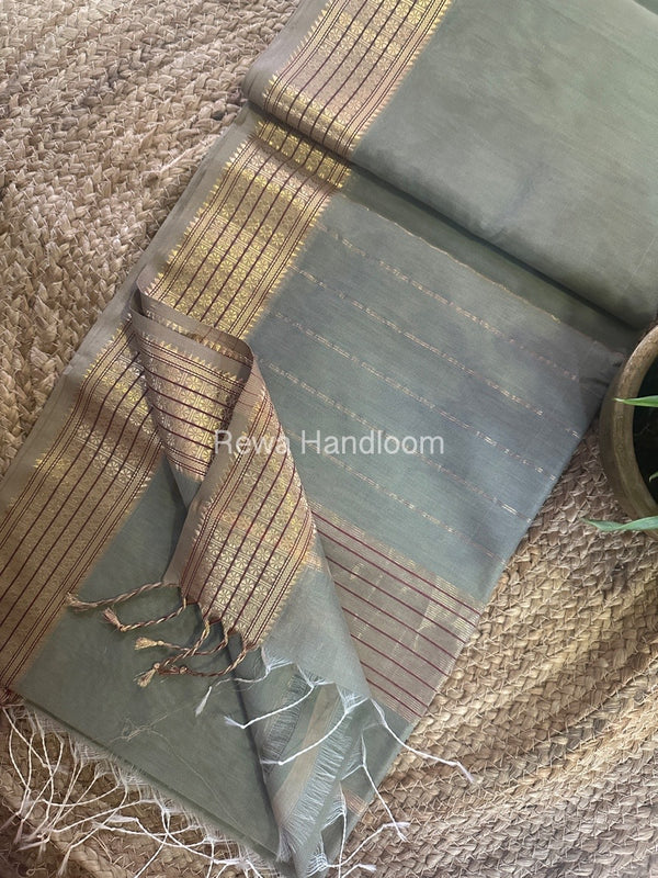 Maheshwari Zari Border Saree