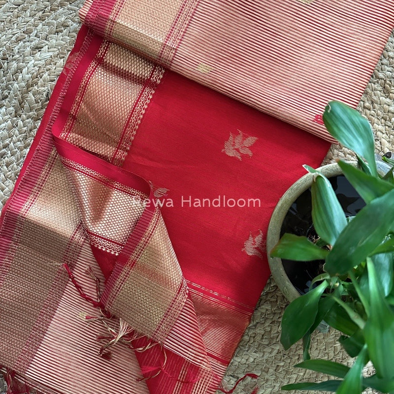 Maheshwari Butta Pallu Silk Saree