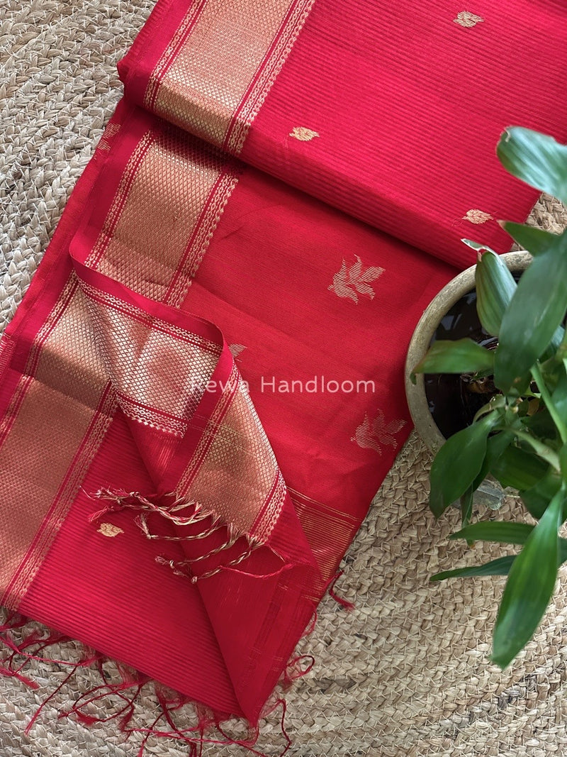Maheshwari Butta Pallu Silk Saree