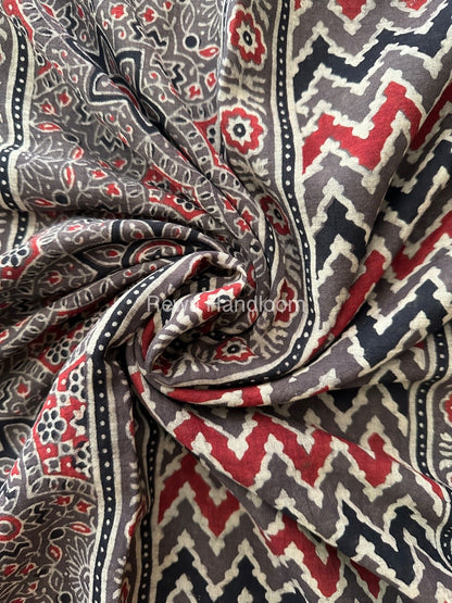 Grey Ajark Print Cotton Saree AJP012