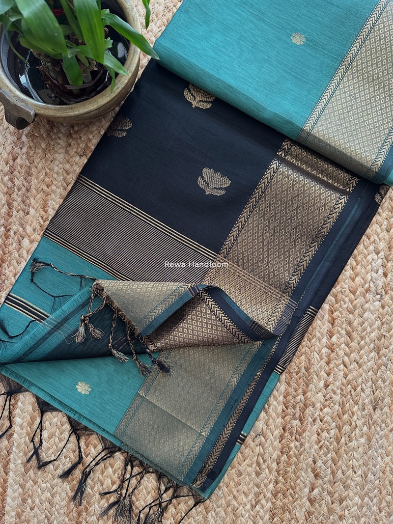 Maheshwari Lotus Butta Saree 