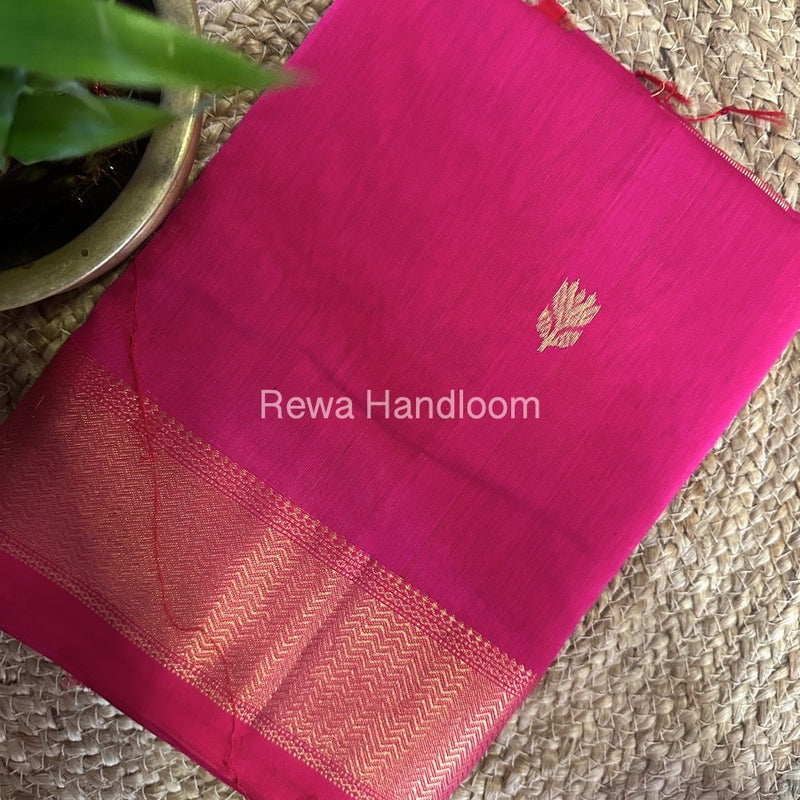 Pink Butta Zari Border Maheshwari Saree LBS022