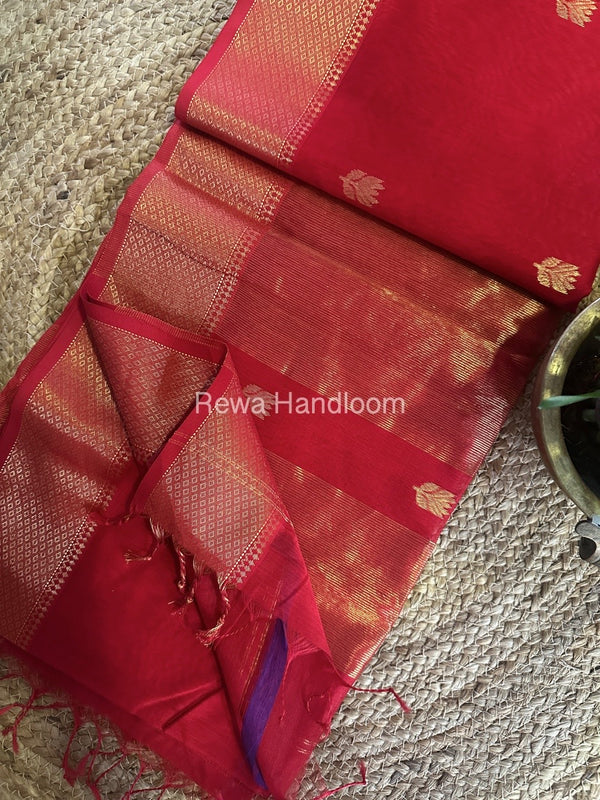  Butta Zari Border Maheshwari Saree