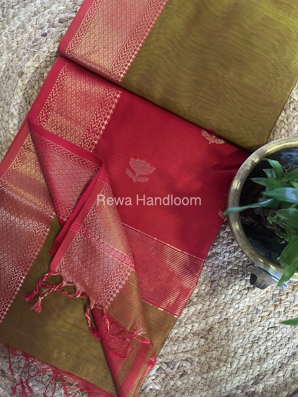  Butta Zari Border Maheshwari Saree