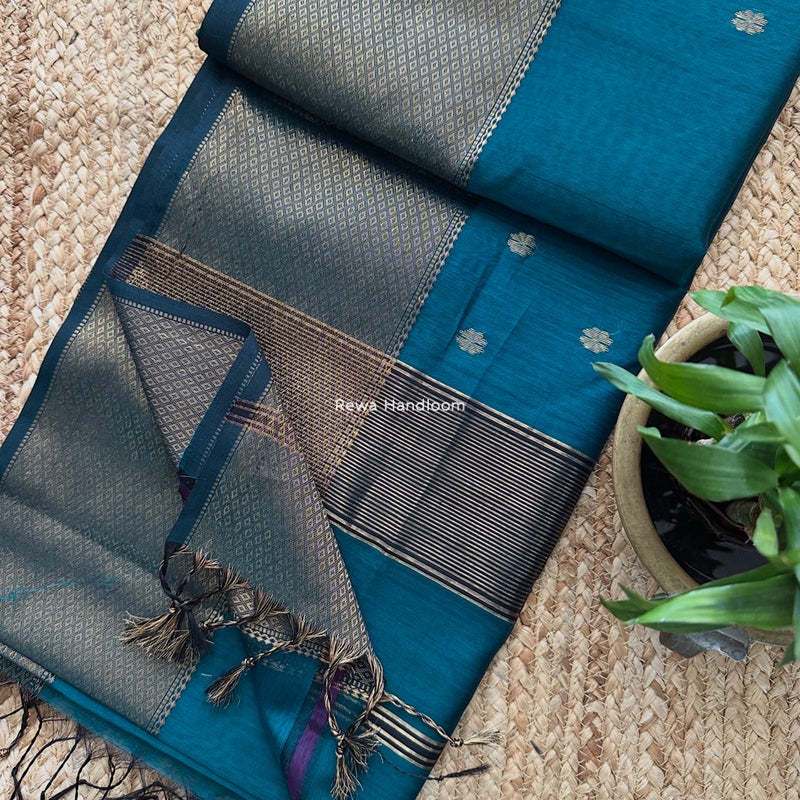 Maheshwari Flower Skirt Butti Saree