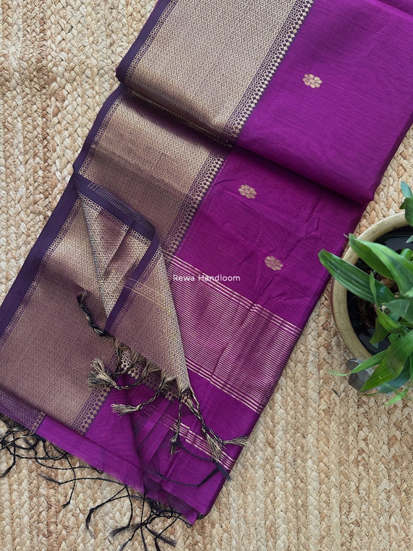 Maheshwari Flower Skirt Butti Saree