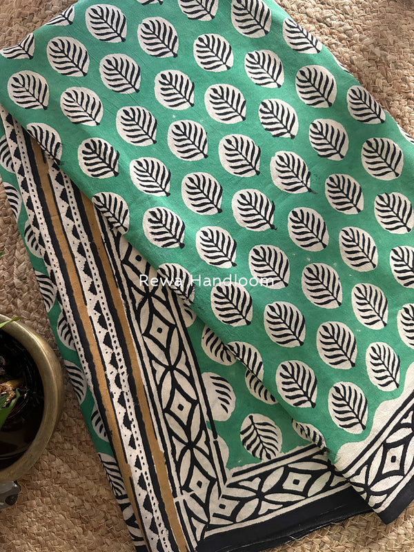 Green-Black Cotton Printed Saree CS039