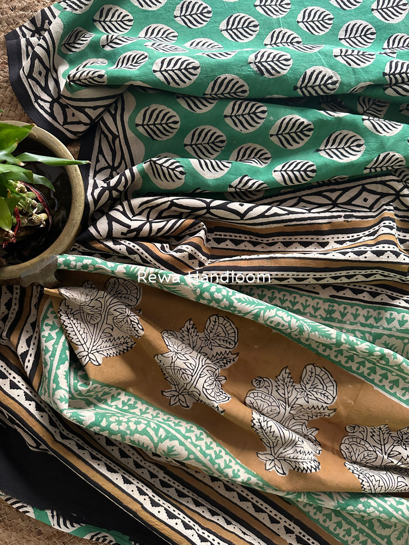 Green-Black Cotton Printed Saree CS039