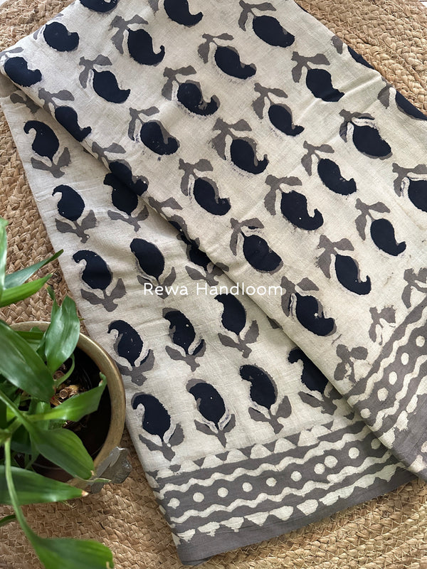 Beige-Black Cotton Printed Saree CS040