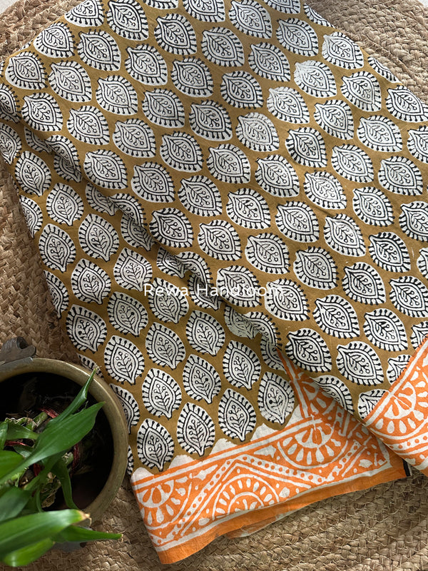 Golden Brown-Orange Cotton Printed Saree CS041