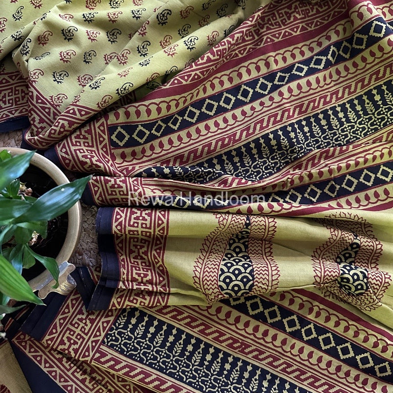 Mehendi Green Bagh Print Cotton Saree NCBP35