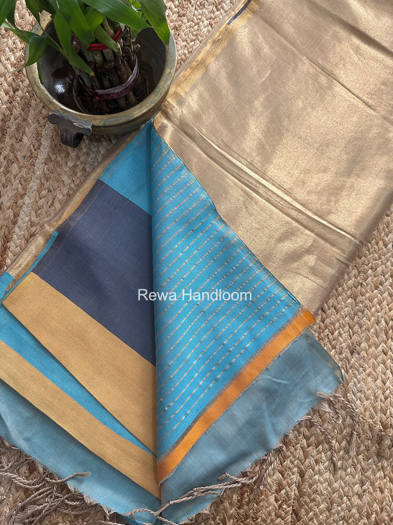 Exclusive Maheshwari Multicolor Four Paddle Weaving Saree FPS014