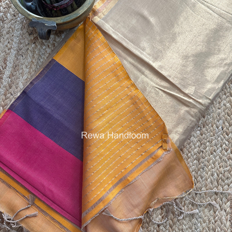 Exclusive Maheshwari Multicolor Four Paddle Weaving Saree FPS015