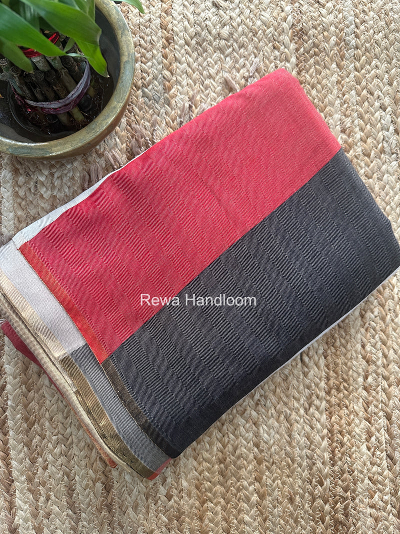Exclusive Maheshwari Multicolor Four Paddle Weaving Saree FPS017