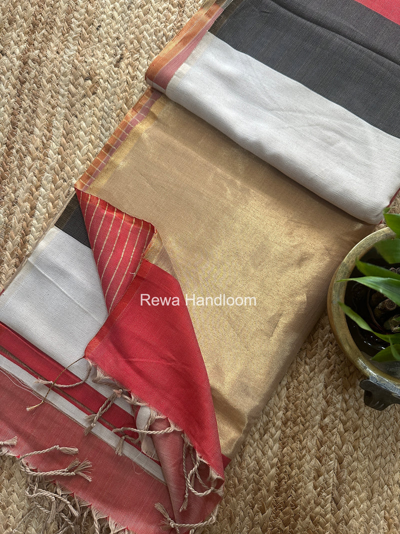 Exclusive Maheshwari Four Paddle Weaving Saree