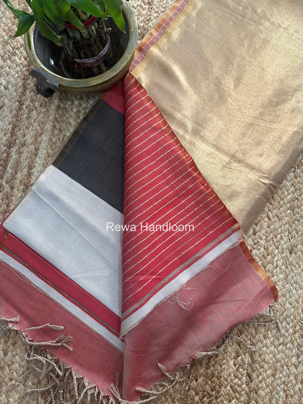 Exclusive Maheshwari Multicolor Four Paddle Weaving Saree FPS017