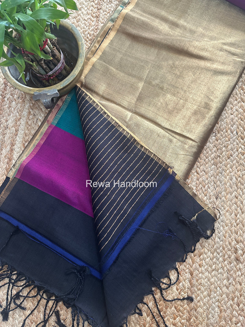 Exclusive Maheshwari Multicolor Four Paddle Weaving Saree FPS012