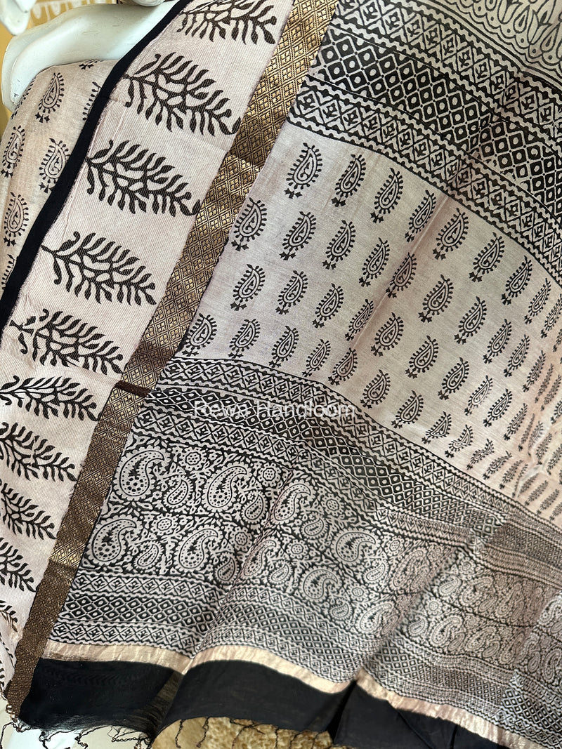 Maheshwari White-Black Bagh Print Suit BSP0220