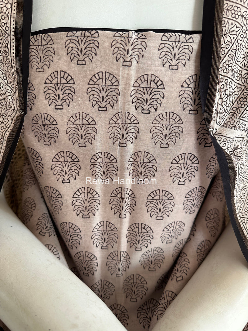 Maheshwari Off White-Black Bagh Print Suit BSP0226