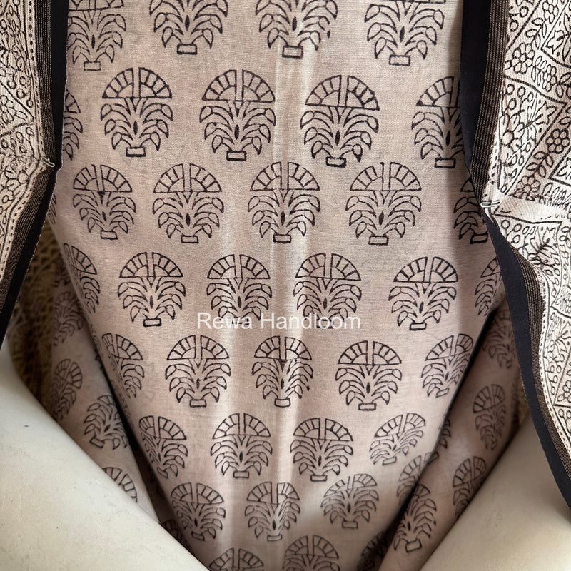 Maheshwari Off White-Black Bagh Print Suit BSP0226