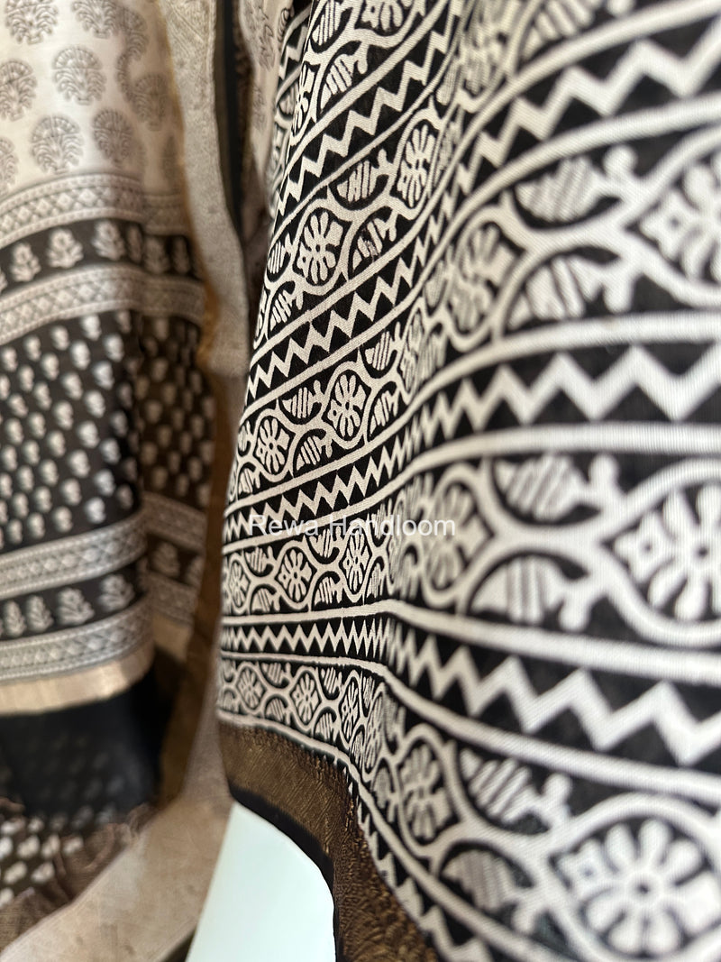 Maheshwari Suit