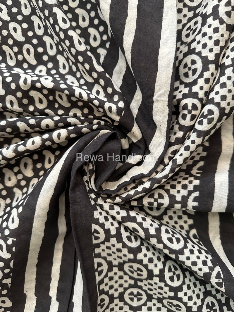 Black Cotton Printed Saree CS013