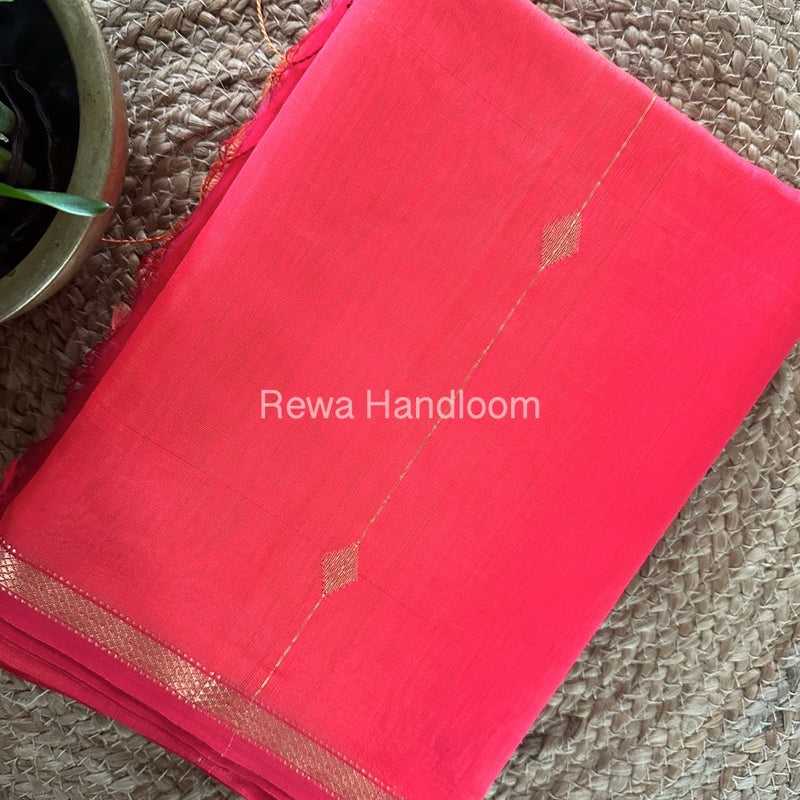 Fuchsia Pink Zari Butti Maheshwari Saree SBS044