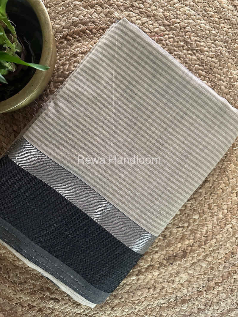 Maheshwari Beige Resham Thread Border Saree RTBS02