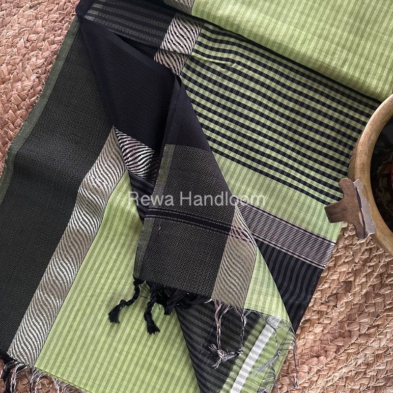 Maheshwari Resham Thread Border Saree