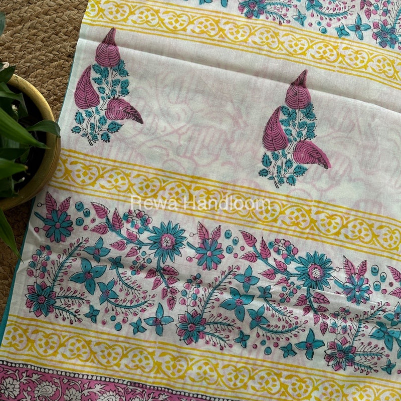 White Cotton Printed Saree CS011