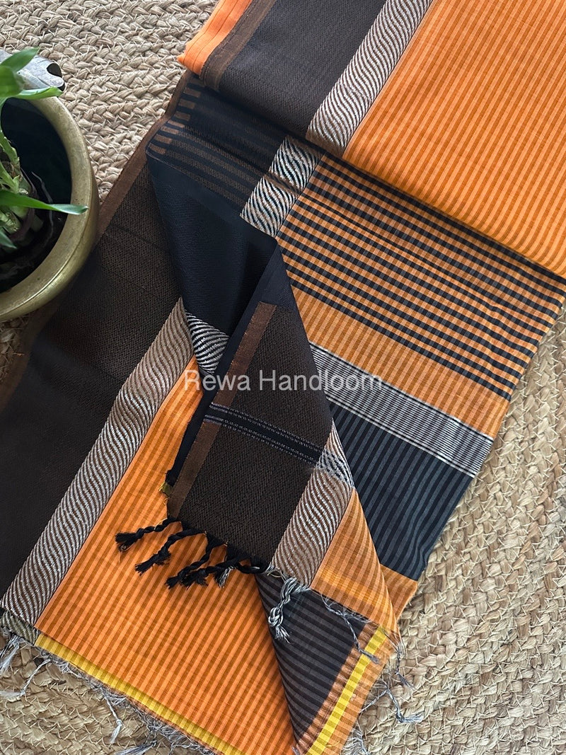 Maheshwari Resham Thread Border Saree