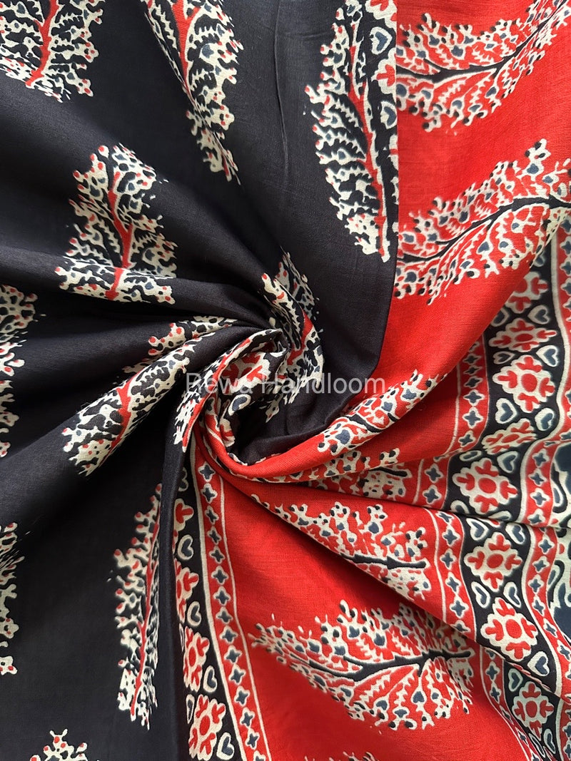 Black Cotton Printed Saree CS09