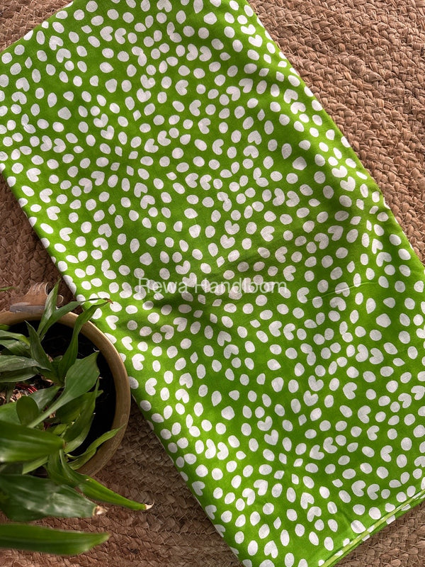 Parrot Green Cotton Printed Saree CS08