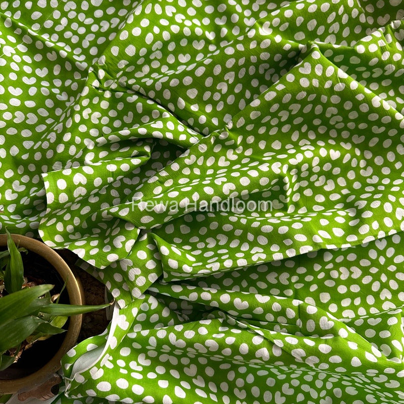 Parrot Green Cotton Printed Saree CS08
