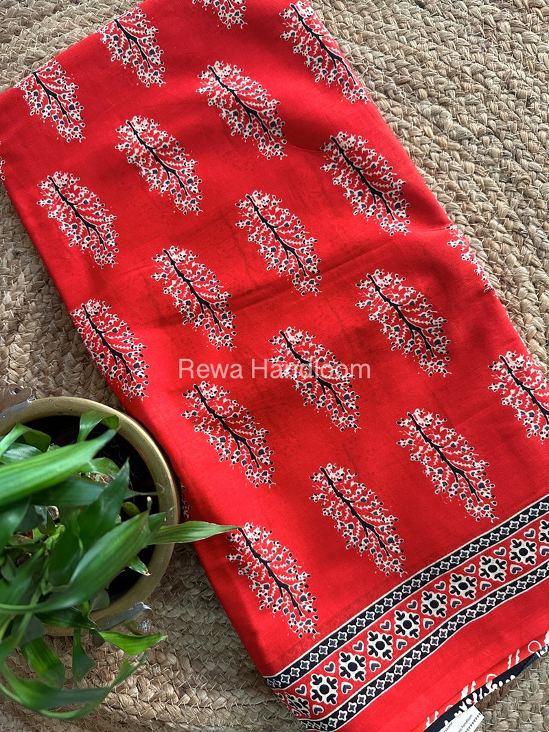 Red Cotton Printed Saree CS07
