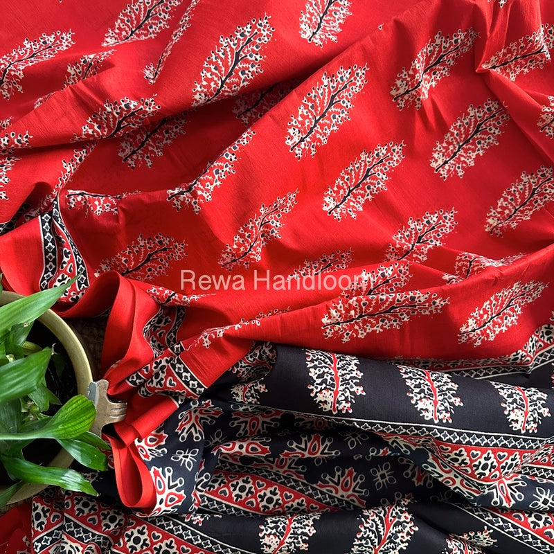 Red Cotton Printed Saree CS07