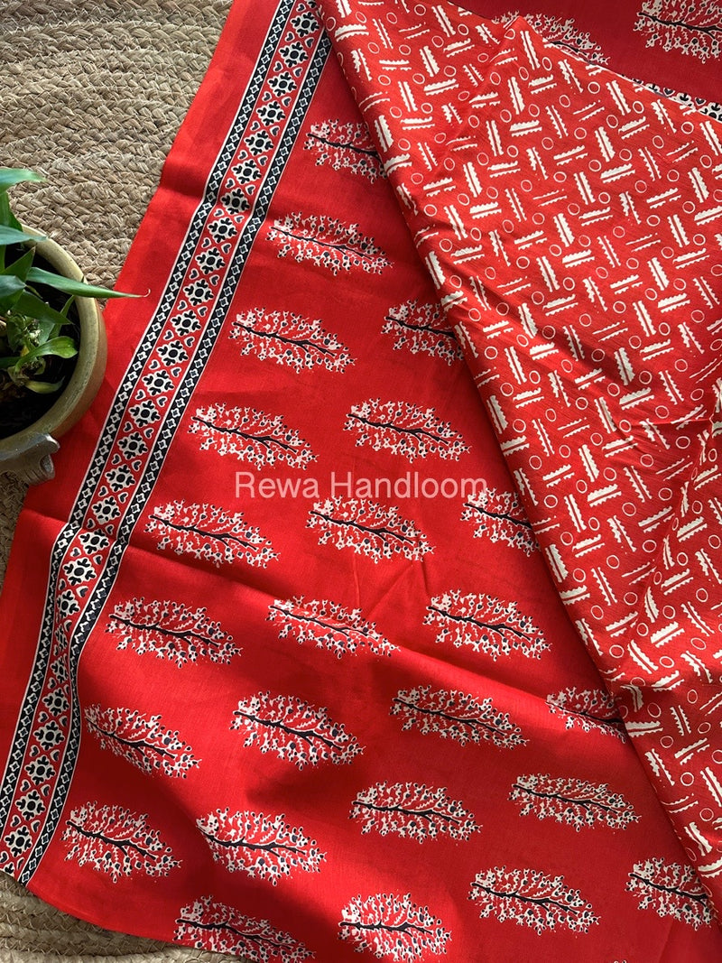 Red Cotton Printed Saree CS07
